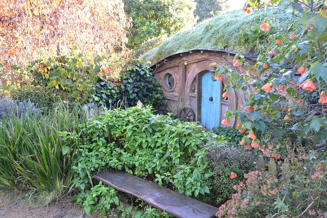 Hobbiton Movie Set Group Tour Early Access (Avoid the crowds!) - The Drive to Matamata: Views Without the Map Work