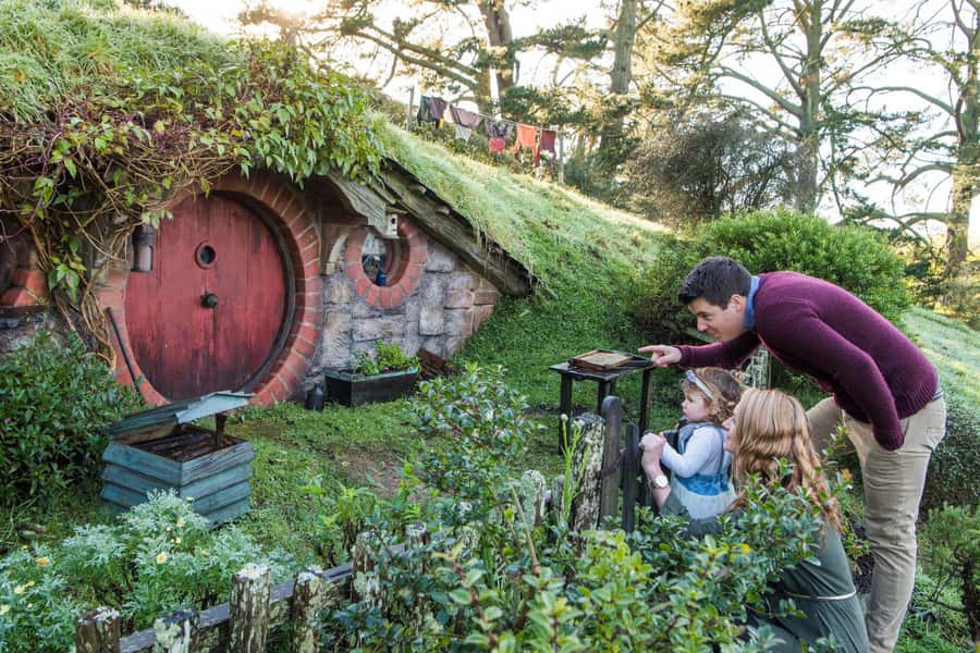 Hobbiton Movie Set: Guided Tour Ticket - Hobbit Holes and the Mill: where the details pay off
