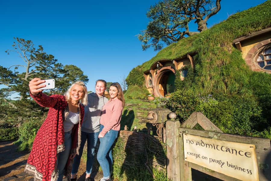 Hobbiton Movie Set: Guided Tour Ticket - Who should book this tour?