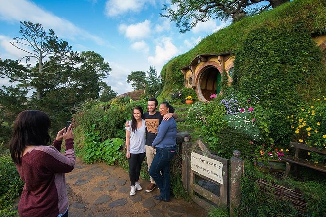 Hobbiton Movie Set Small Group Tour from Auckland - Key points I’d center in your planning