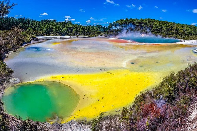 Hobbiton & Rotorua including Wai-O-Tapu - Small Group Tour from Auckland - Price and value: what $266.23 buys you (and what it doesn’t)
