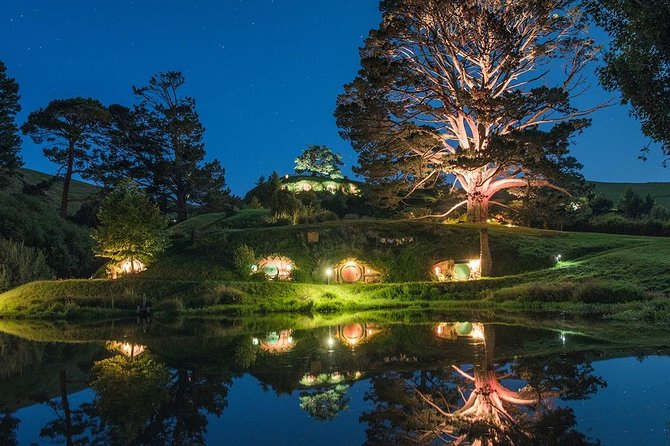 Hobbiton & Waitomo Caves Small Group Tour from Auckland inc Lunch - The return to Auckland: guided driving plus quick stops