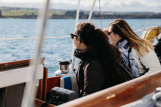 Lake Taupō Private Day Tour from Auckland to Māori Rock Carvings - Price and Logistics: Is $588.92 Per Person Good Value?