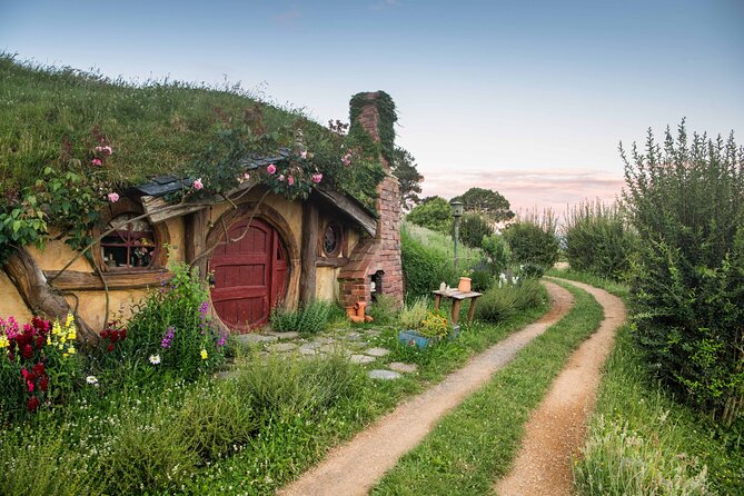 Magical Hobbiton: Small-Group Guided Tour from Auckland - A Hobbiton Day Trip That Feels Like a Real Plan