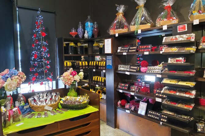 Matakana Art & Horse Riding Experience Private Tour From Auckland - Charlies Gelato: the Matakana institution-style sweet finish