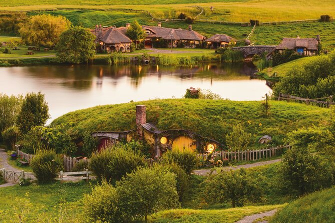 Premium Hobbiton Small Group Day Tour from Auckland - Key points before you go