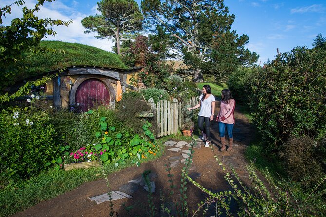 Private 2 Day Tour: Hobbiton, Waitomo, Rotorua Geothermal & Hamilton Gardens - Price and Logistics: What $2,047.89 Covers (and What It Doesn’t)