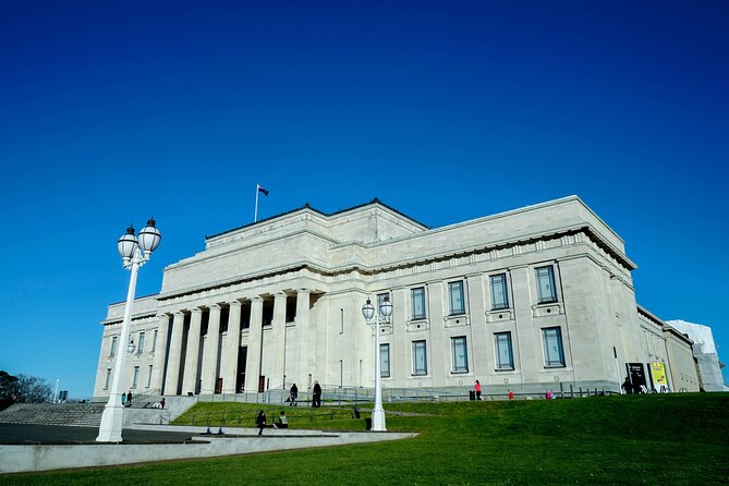 Private Auckland City Highlights Tour - How this private Auckland route feels in real time