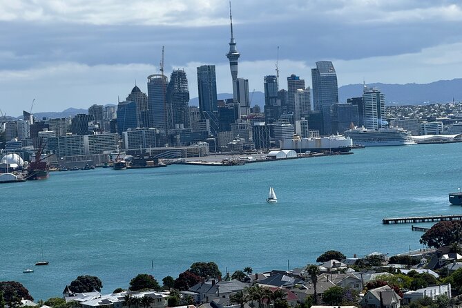 Private Auckland City Tour Including Auckland Tour House Visit - Bastion Point and Michael Joseph Savage memorial views over the harbor