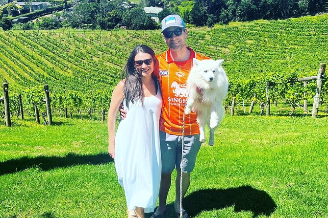 Private Dog Friendly Wine Tour with your Local Guide - Stop 1: Oneroa Coffee, Shops, Beach Walk, Then Your First Tasting