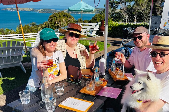Private Dog Friendly Wine Tour with your Local Guide - Private Transport on Waiheke: Less Stress, More Time Enjoying It