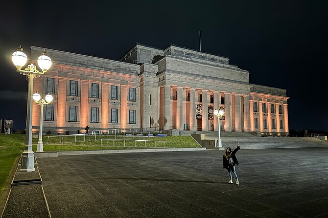 Private Night Tour of Auckland, Sky Tower Bar, Bridge & Museum - Price and what makes it feel worth $399 per person