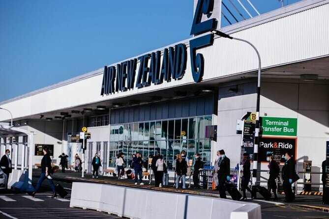 Private One-Way Transfer: Auckland Airport to Auckland City Hotel - The Toyota Hybrid Ride: Comfort You’ll Feel After Landing