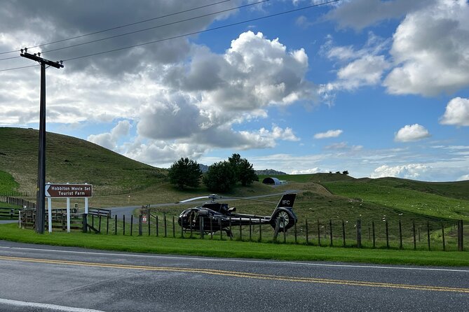 Private Round Trip Transport To Hobbiton From Auckland - Private van comfort and the kind of driver you want
