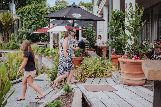 Private tour - Matakana Art & Wine Village - Matakana Village pace: art, produce, and that North Auckland vibe