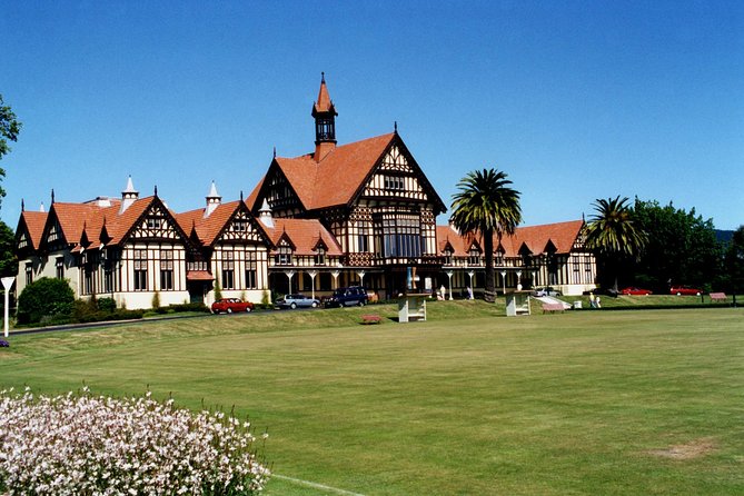 Private Tour: Waitomo Caves Day Trip from Auckland - Included comforts: light refreshments, bottled water, and hotel pickup
