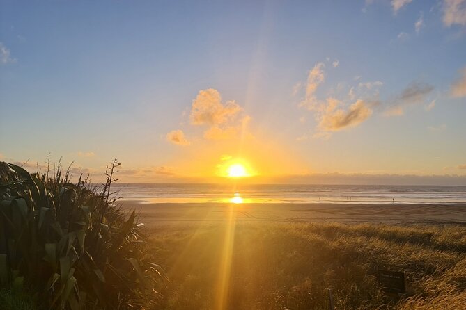 Romantic Auckland Sunset tour with Winery & Thermal pool - Transport, group size, and how the 6 hours feel