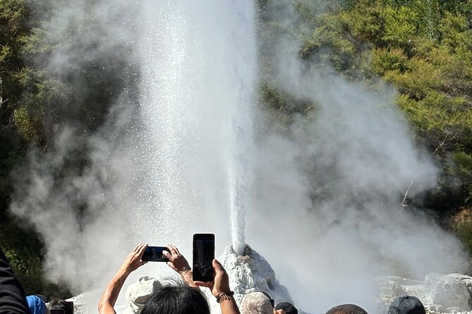 Rotorua & Taupo DayTour with Waiotapu & Huka Falls from Auckland - Key Things That Make This Tour Work