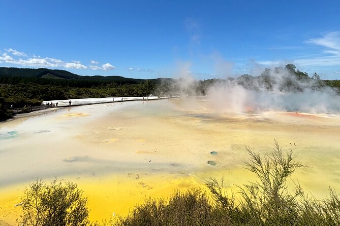 Rotorua & Taupo DayTour with Waiotapu & Huka Falls from Auckland - 6:00 am Auckland Pickup to Waiotapu: Early Start, Big Geothermal Payoff