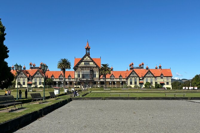 Rotorua: WaiOtapu & Redwood forest & Blues springs from Auckland - Rotorua Town Time: Lunch Break With a Bit of Breathing Room