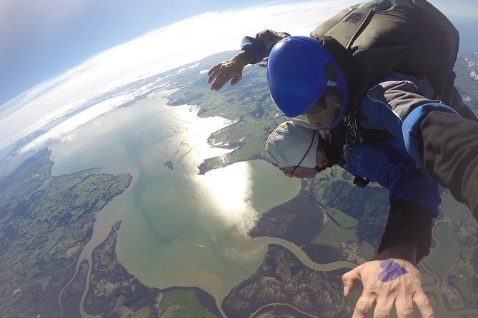 Skydive Auckland - Photo and video: plan for the add-on, or skip it
