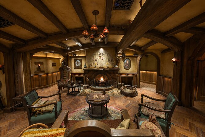 Small-Group Hobbiton Tour from Auckland with Party Marquee Lunch - Comfort, Timing, and What to Pack