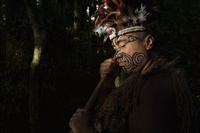 Te Pā Tū Evening Cultural Experience - Private Tour from Auckland - Rotorua pre-game at Government Gardens and landmarks