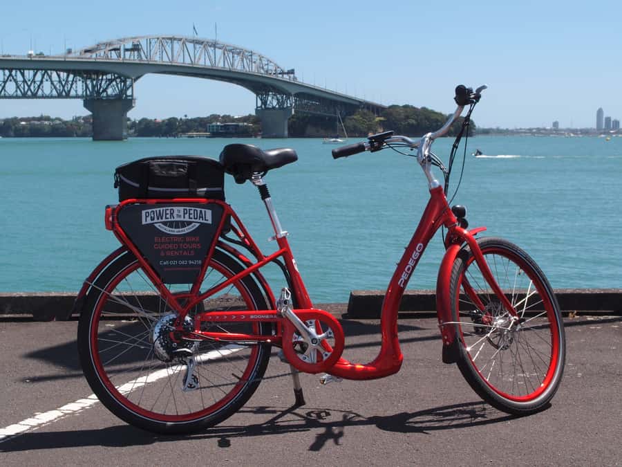 The Classic: Discover Amazing Auckland on an Electric Bike - Key Points at a Glance