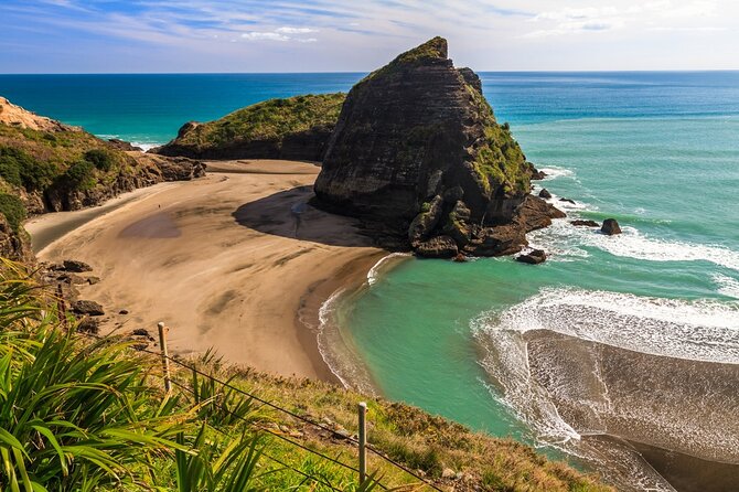 Ultimate Auckland Experience Full Day Tour with Brewery Lunch - Auckland Domain, Parnell Pass-Through, and Mount Eden’s Big Payoff
