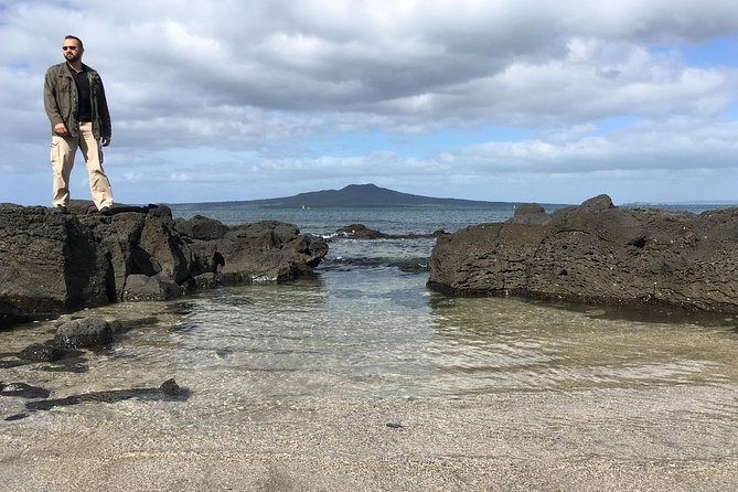 Volcanoes, Coasts, and Secret Spots Afternoon Tour in Auckland - Price and value: $99.29 for volcano geology plus fort history
