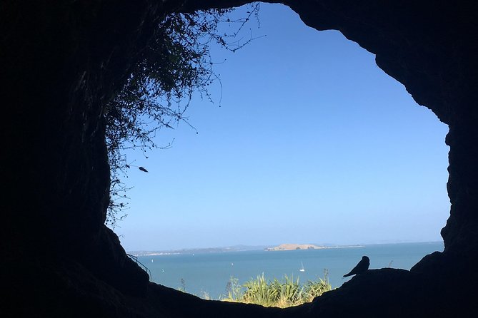 Volcanoes, Coasts, and Secret Spots Afternoon Tour in Auckland - Lake Pupuke: crater-lake photos and the Māori stories behind it
