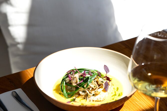 Waiheke Island: Afternoon Wine Affair with Ocean Front Lunch - Mudbrick Vineyard in Oneroa: Rangitoto and Auckland City views