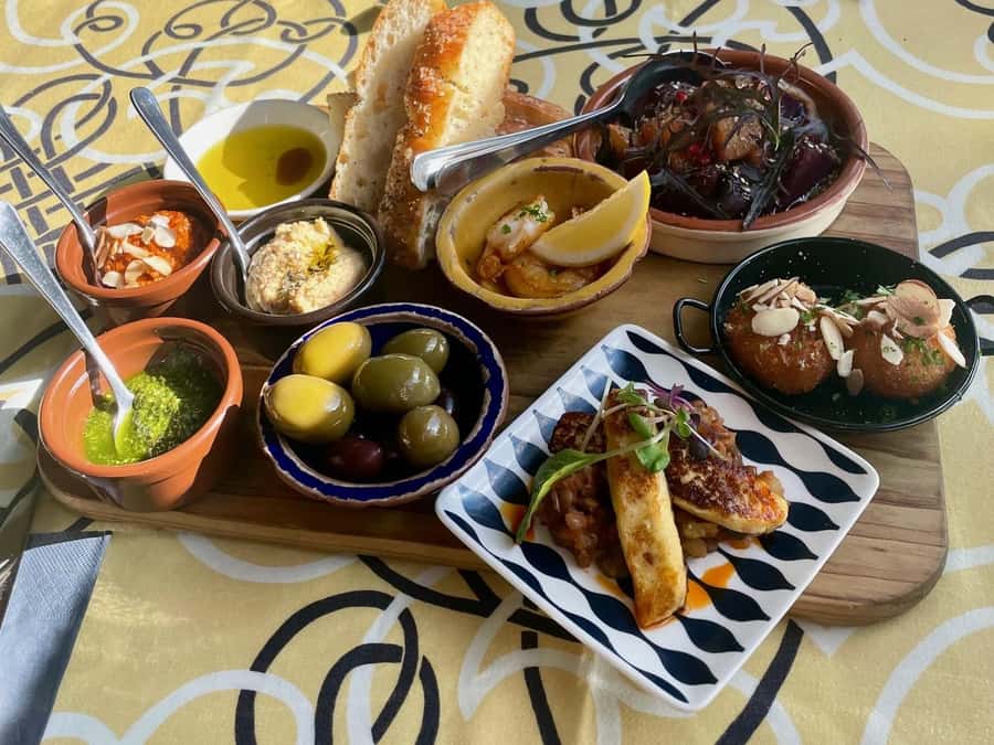 Waiheke Island Gourmet Food and Wine Tour with Lunch - Casita Miro Lunch: Family-Style, Vines-Over-Your-Plate