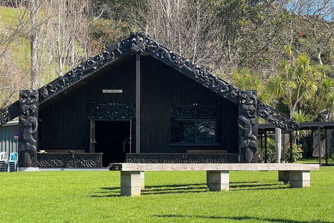 Waiheke Island History and Heritage Tour - How the Guide Justine Makes This Feel Tailored