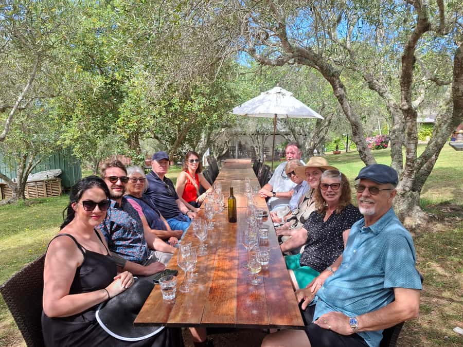 Waiheke Island: Sip and Savor 3 Vineyards Tour with Lunch - Who should book this Sip and Savor day trip