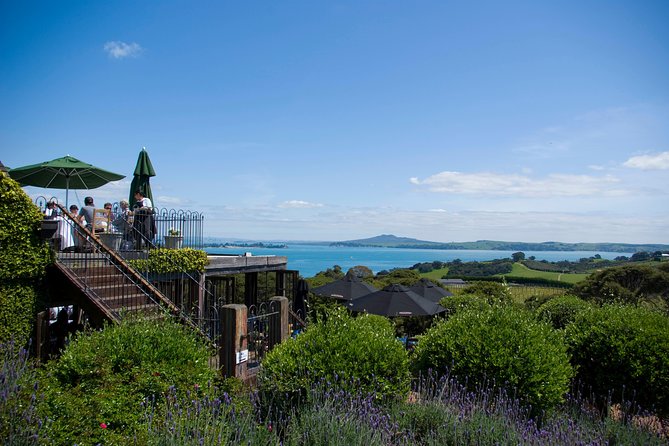 Waiheke island Wine Tours - PREMIUM wine tasting MAX 11 clients ! - Quick hits before you commit