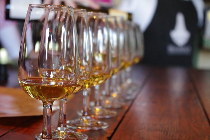 Waiheke island Wine Tours - PREMIUM wine tasting MAX 11 clients ! - Price and logistics: what’s included, what’s extra