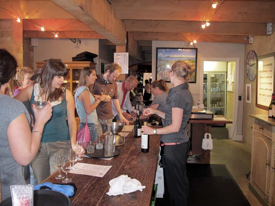 Waiheke Island Wine Tours - PREMIUM Wines - Max 11 clients ! - Waiheke Island Premium Wines: the “easy day” version of a wine trip
