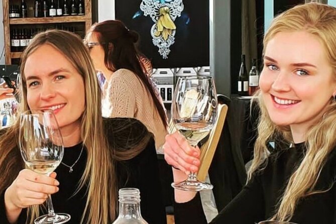 WAIHEKE ZEITGEIST Small Groups Ultra Boutique Off Grid Wine Tours - Back roads toward northern views, with real talk in the car