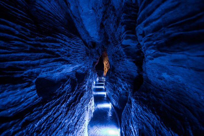 Waitomo Glowworm & Ruakuri Twin Cave - Private Tour From Auckland - Te Awamutu and Otorohanga: Breaks That Make the Long Day Work